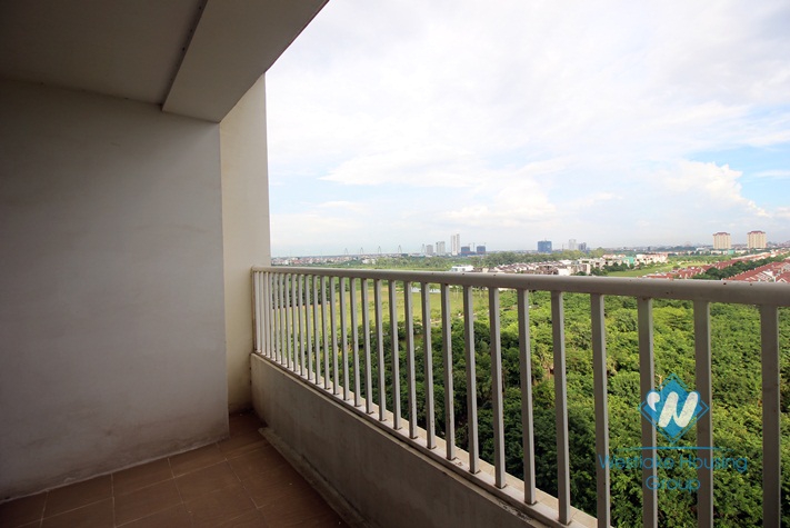 High floor and Bright apartment for rent in Ciputra Hanoi